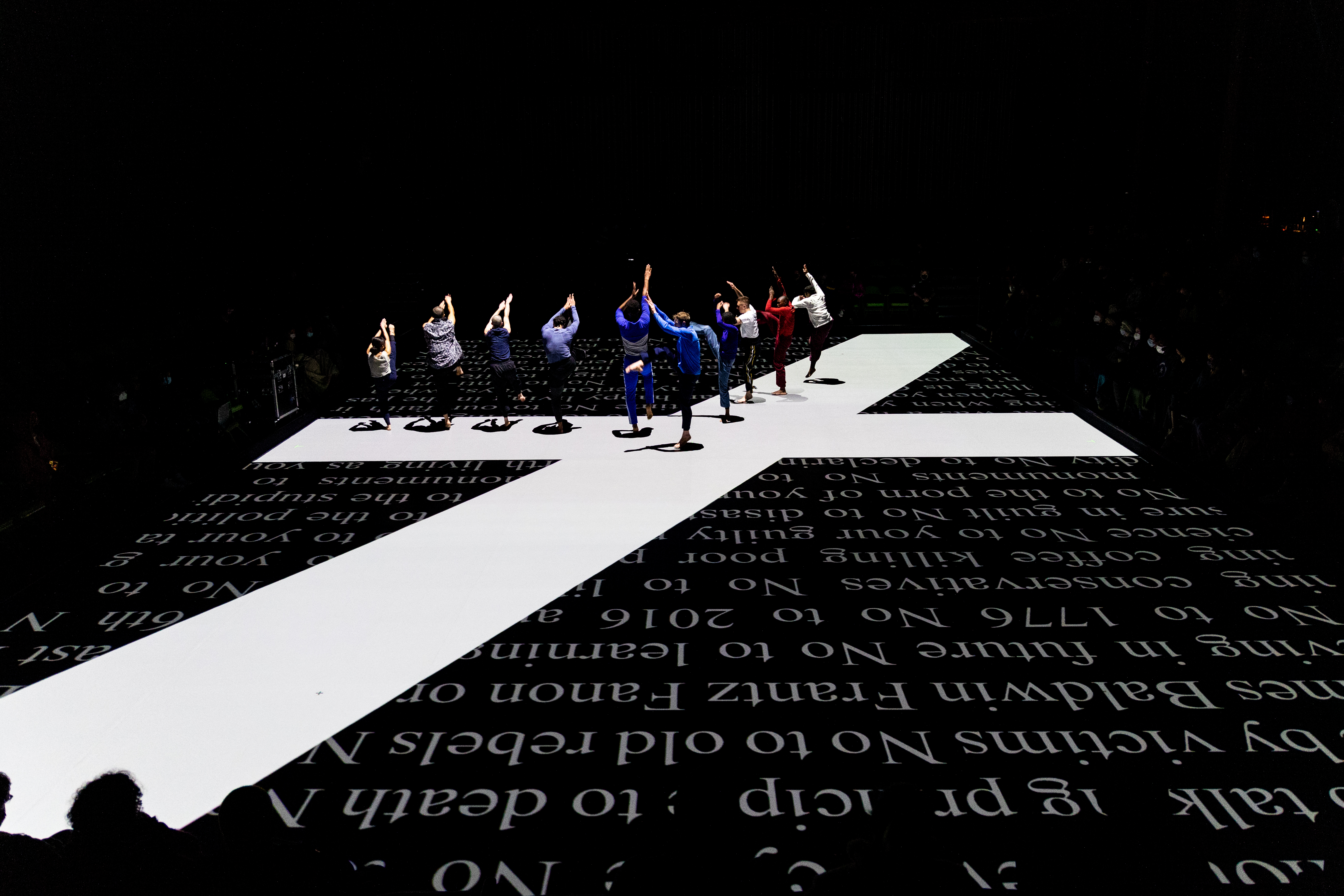 Deep Blue Sea performance