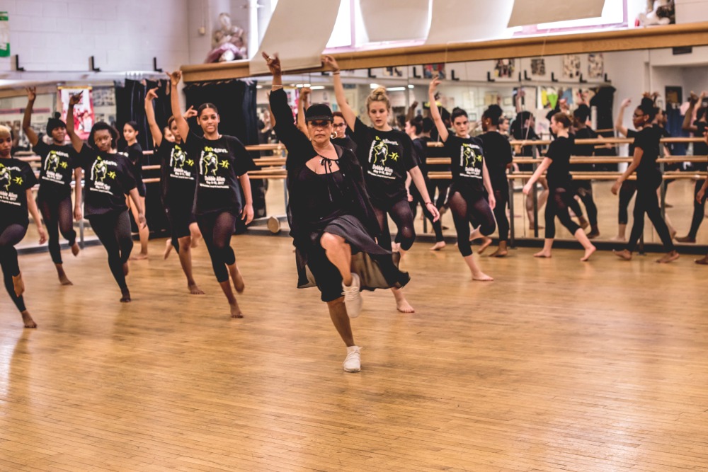 Debbie Allen with students from CAPA