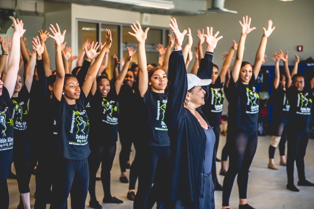 Debbie Allen with students from String Theory