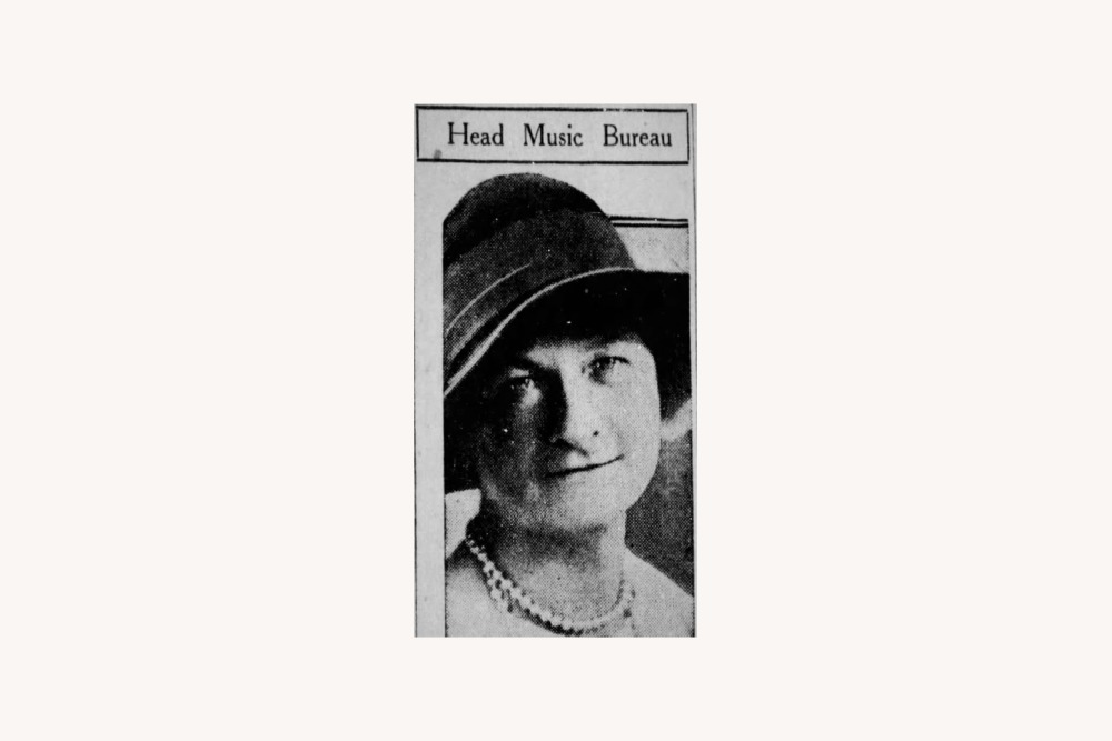 Clara Barnes Abbott, 1928