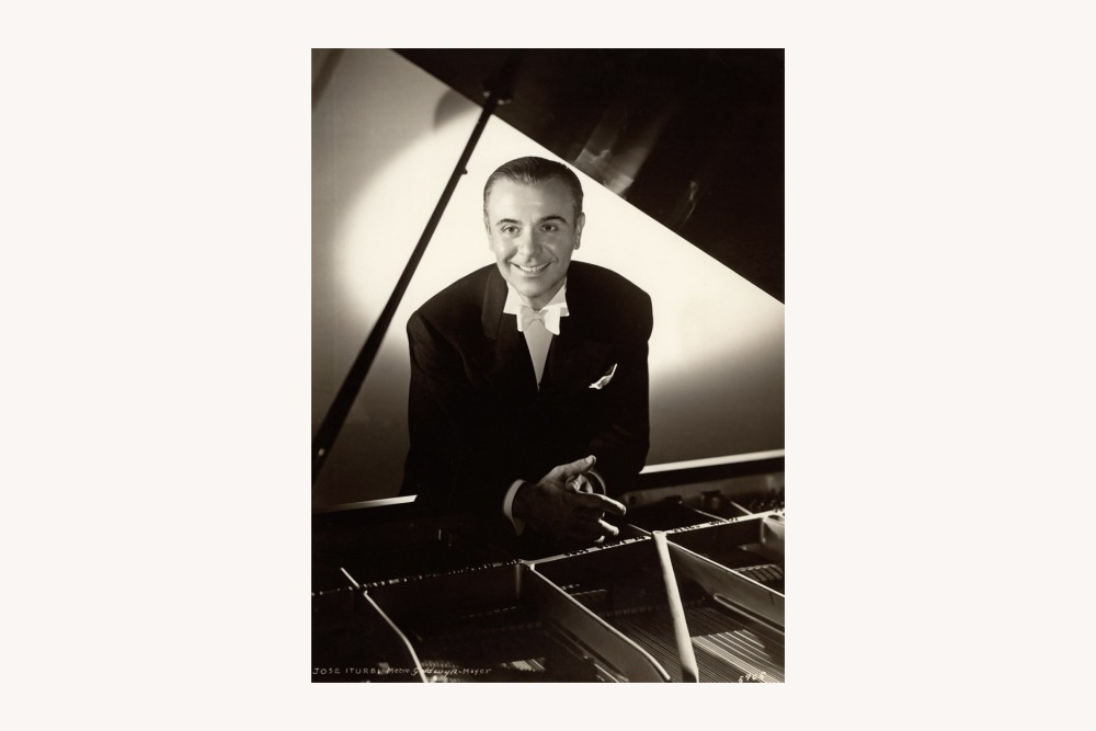 Jose Iturbi publicity photo, MGM Studios, 1940s
