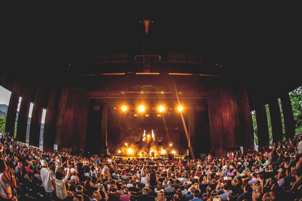 Dave Matthews at the Mann 2017