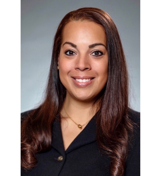 Lisette Martinez Headshot